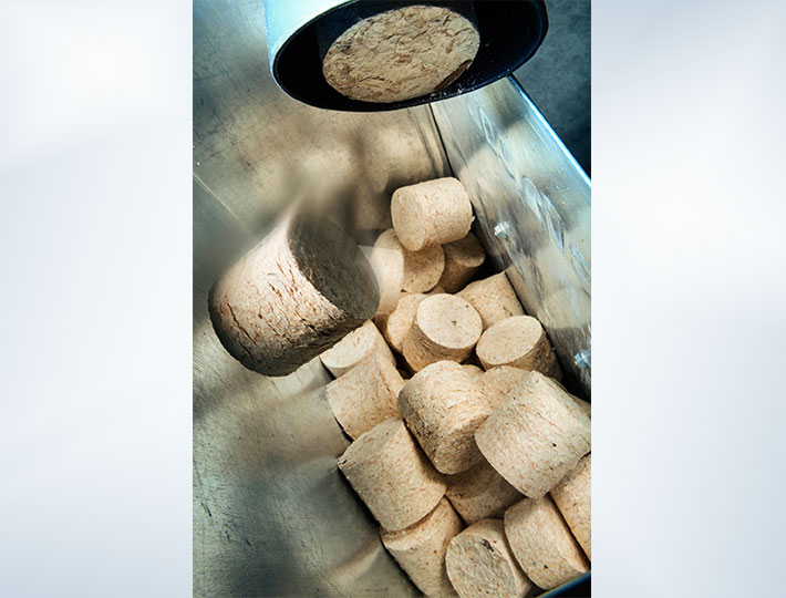 Collection solution for finished chip briquettes